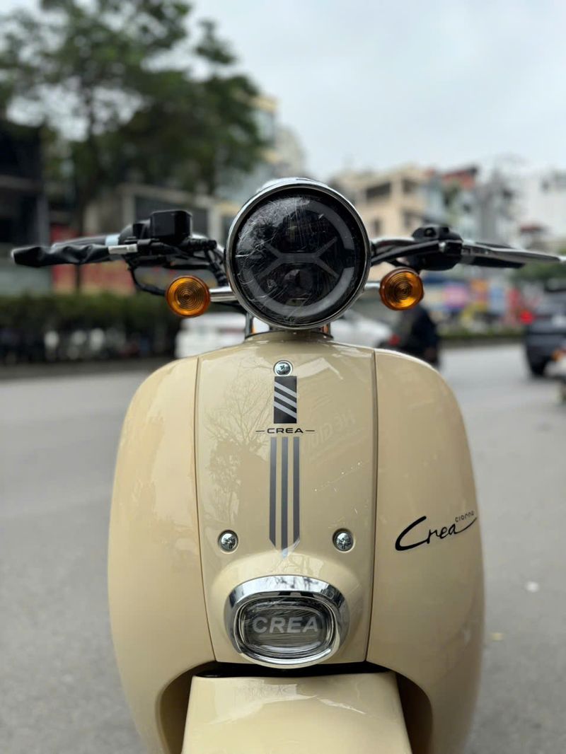 Động cơ và hiệu suất vận hành của xe ga Crea F1 50cc 2025
