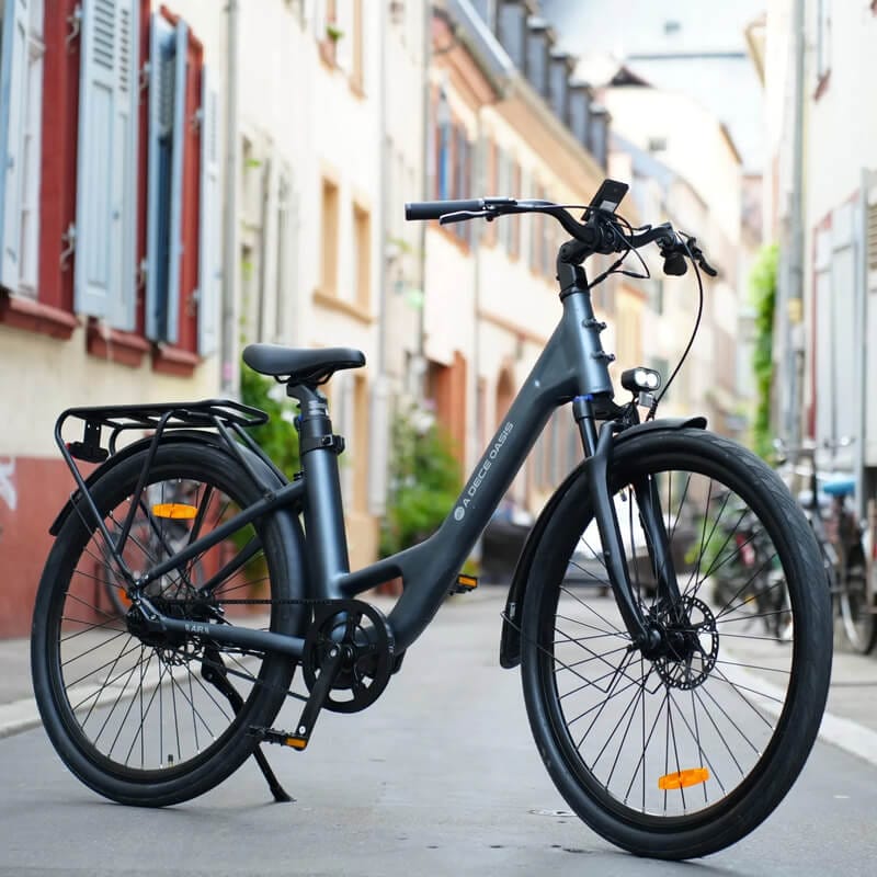 Nên sạc pin xe đạp trợ lực điện đúng cách