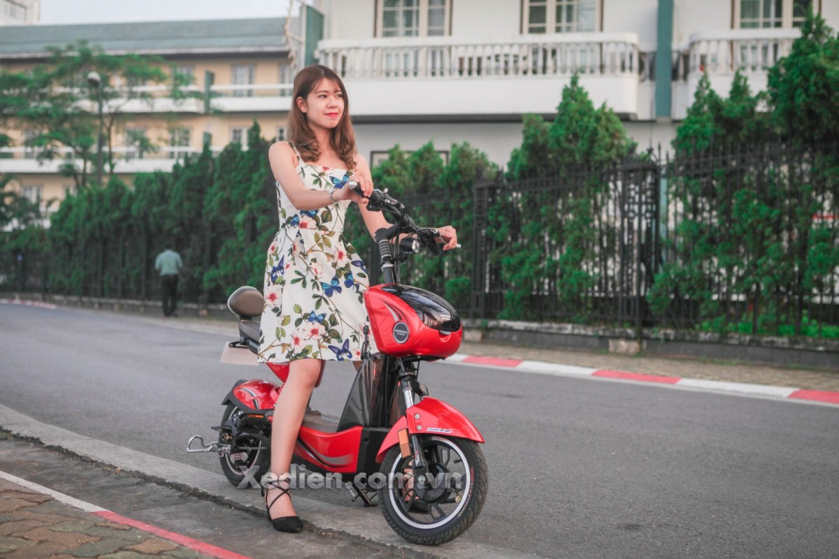 XE ĐẠP ĐIỆN HONDA M7
